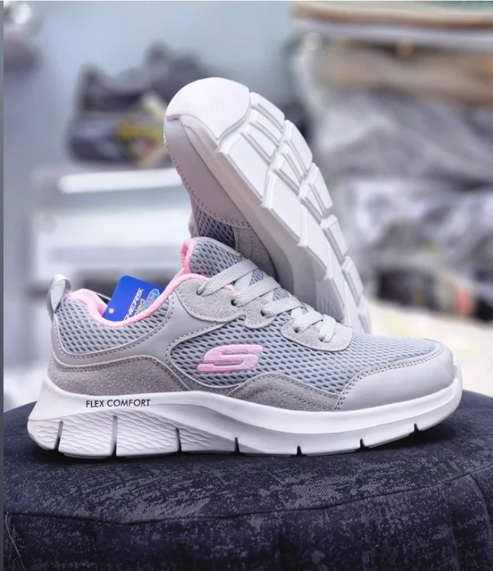 کتونی اسکیچرز ویتنام مستر کوالیتی  سایز ۳۸ تا ۴۰ Skechers