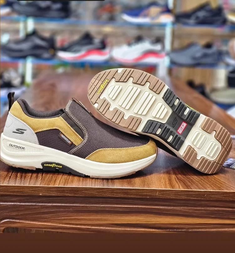 کتونی اسکیچرز ویتنام مستر کوالیتی بی ‌بند کرم قهوه ای سایز ۴۰ تا ۴۵ Skechers