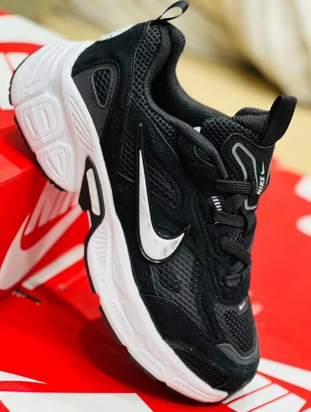 کتونی نایک V5K ران ۳۸ تا ۴۵ Nike V5K Run